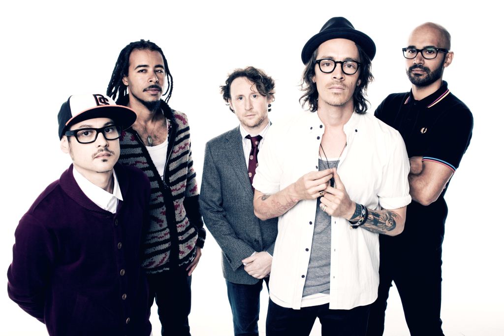 “ซิลเวอร์เลค เอ็นเตอร์เทนเม้นท์” พลิกประวัติศาสตร์เทศกาลดนตรีเมืองไทย คว้าศิลปินร็อคระดับโลก “อินคูบัส” ชูโรง “ซิลเวอร์เลค มิวสิค เฟสติวัล 2012”